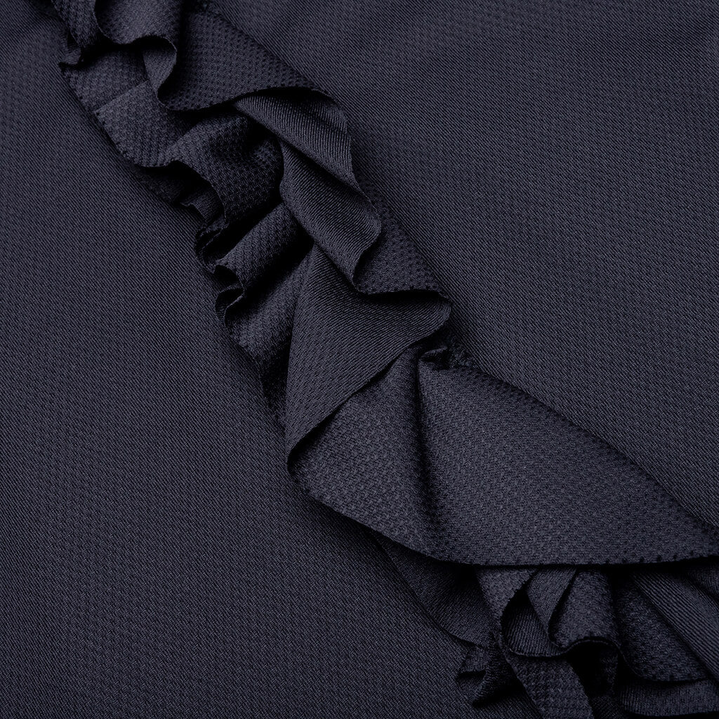 T001 T-Shirt - Black – Feature