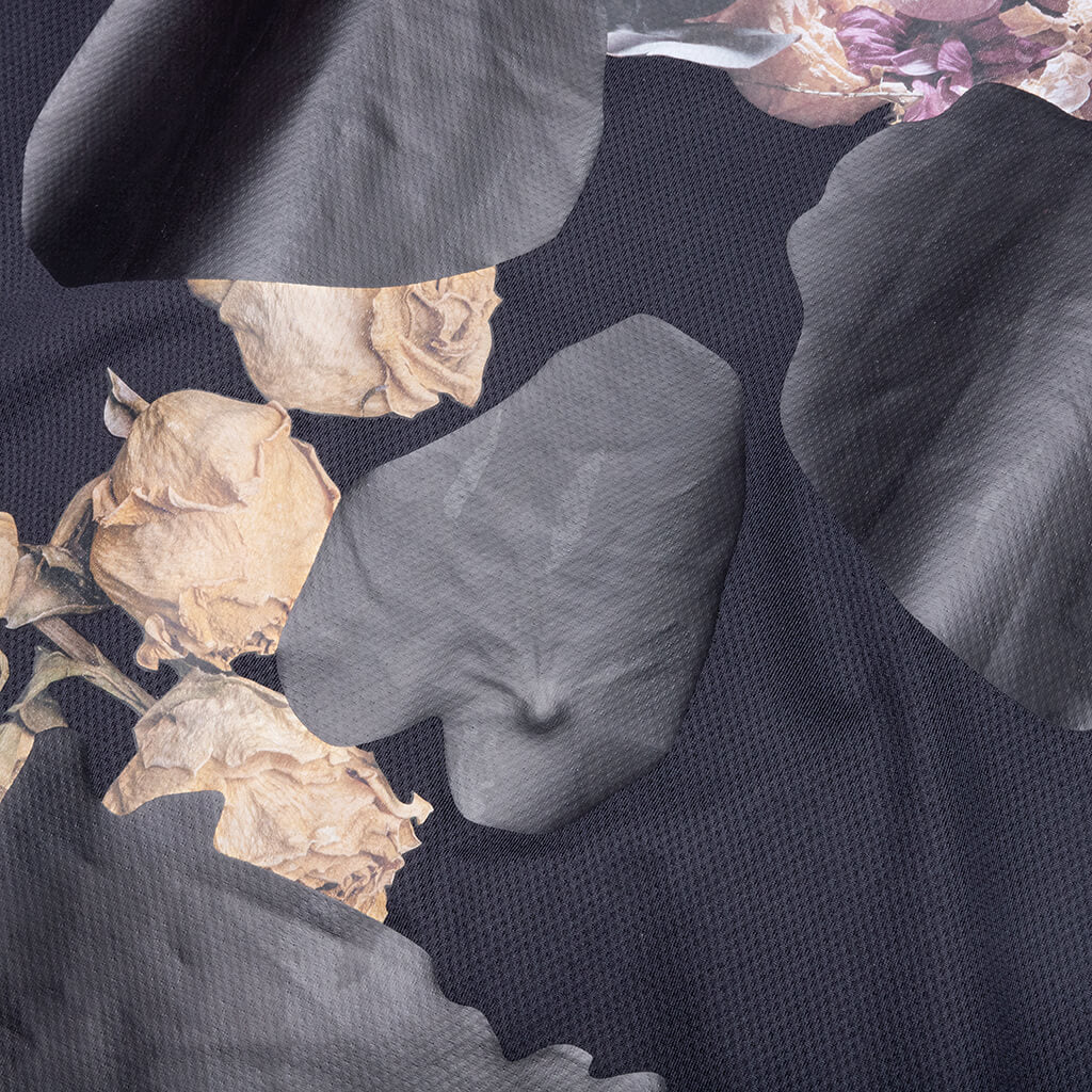 T001 T-Shirt - Black – Feature