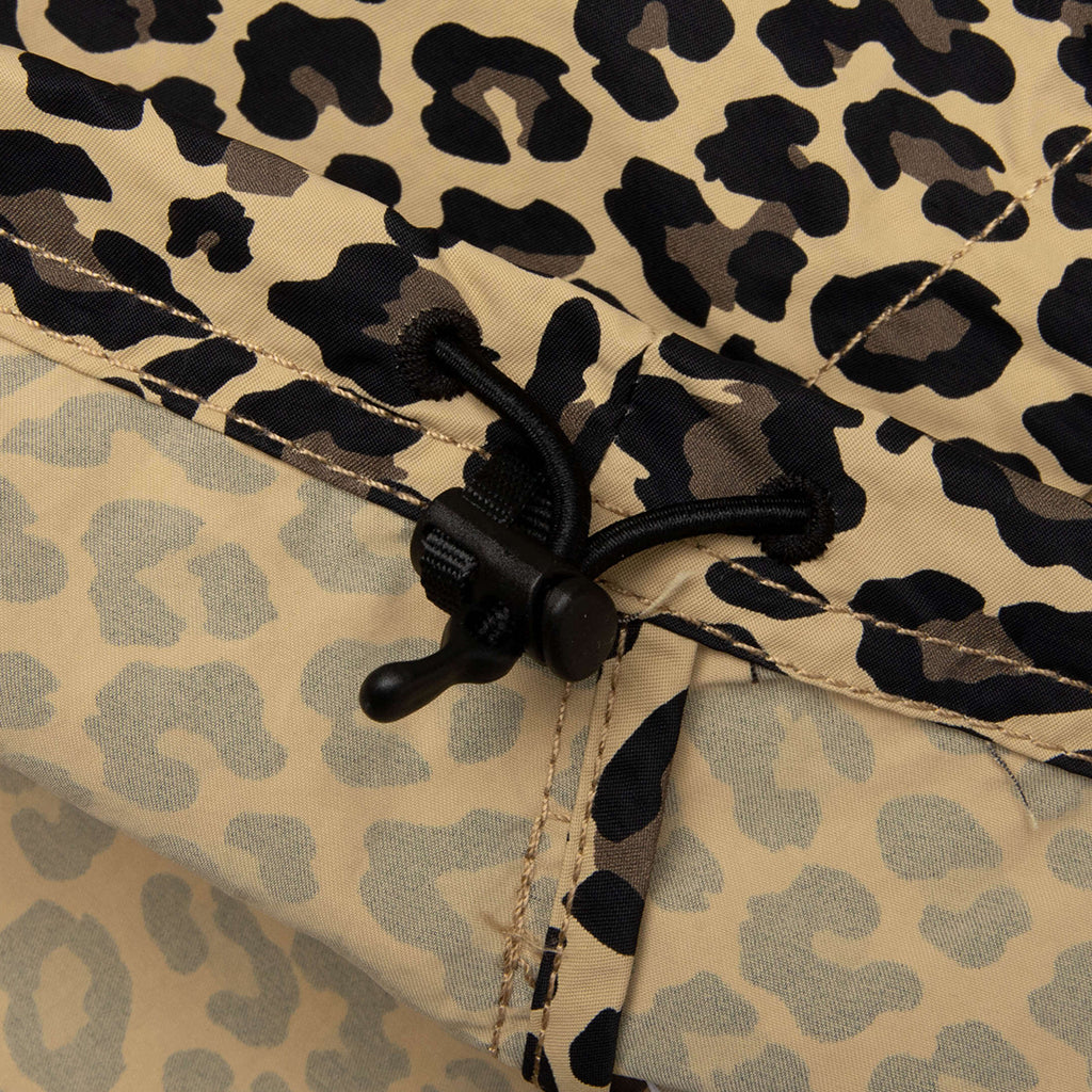 Lightweight Hooded Jacket - Cheetah – Feature