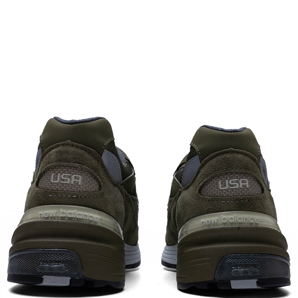 Made in USA 992 - Dark Camo – Feature