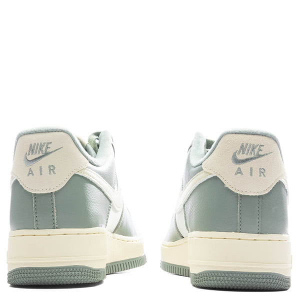 Nike Men's Air Force 1 '07 LX Sneakers in Green in Mica Green/Coconut Milk, Size UK 9.5 | End Clothing