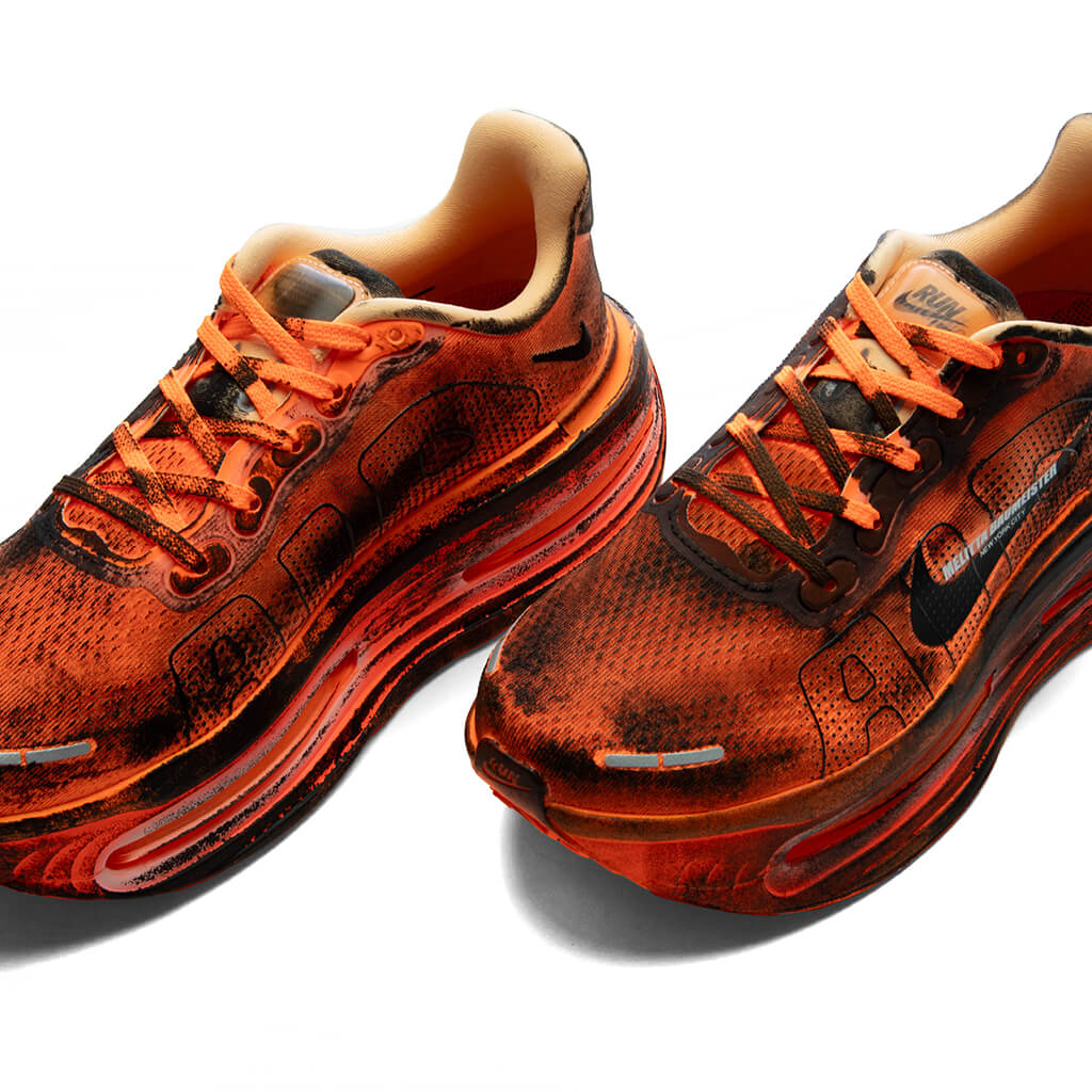 月香　804040 Nike x Melitta Baumeister Women's Vomero Premium - Total Orange