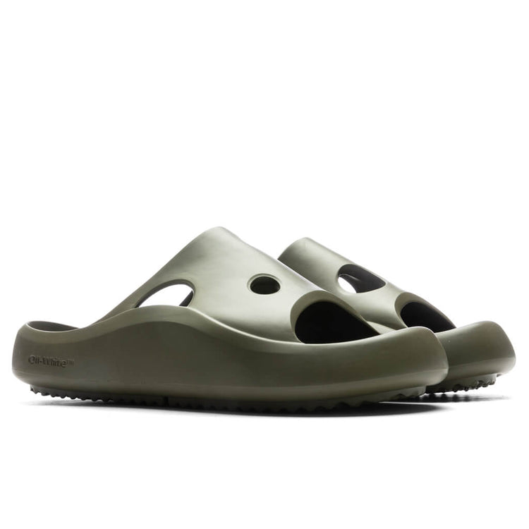 Off-White-c-o-Virgil-Abloh- 