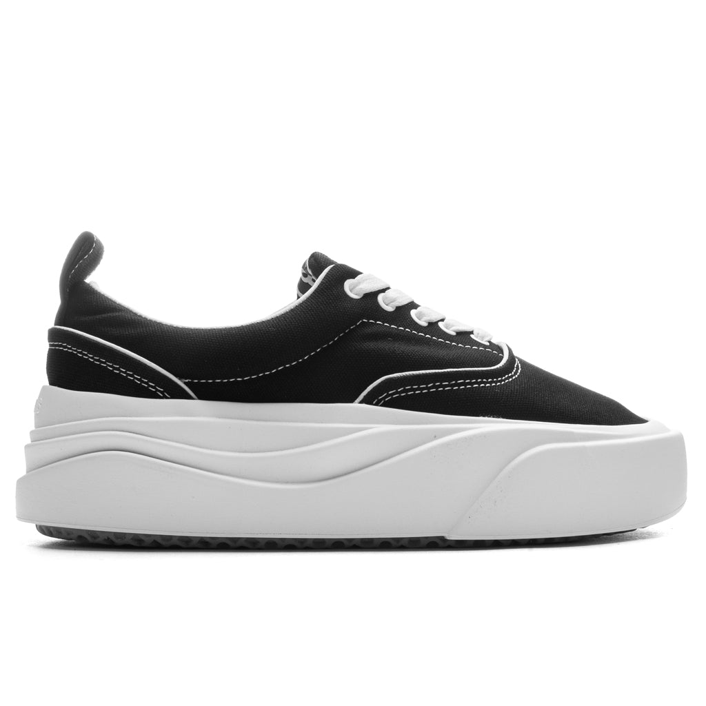 Ollie Sneakers - Black – Feature
