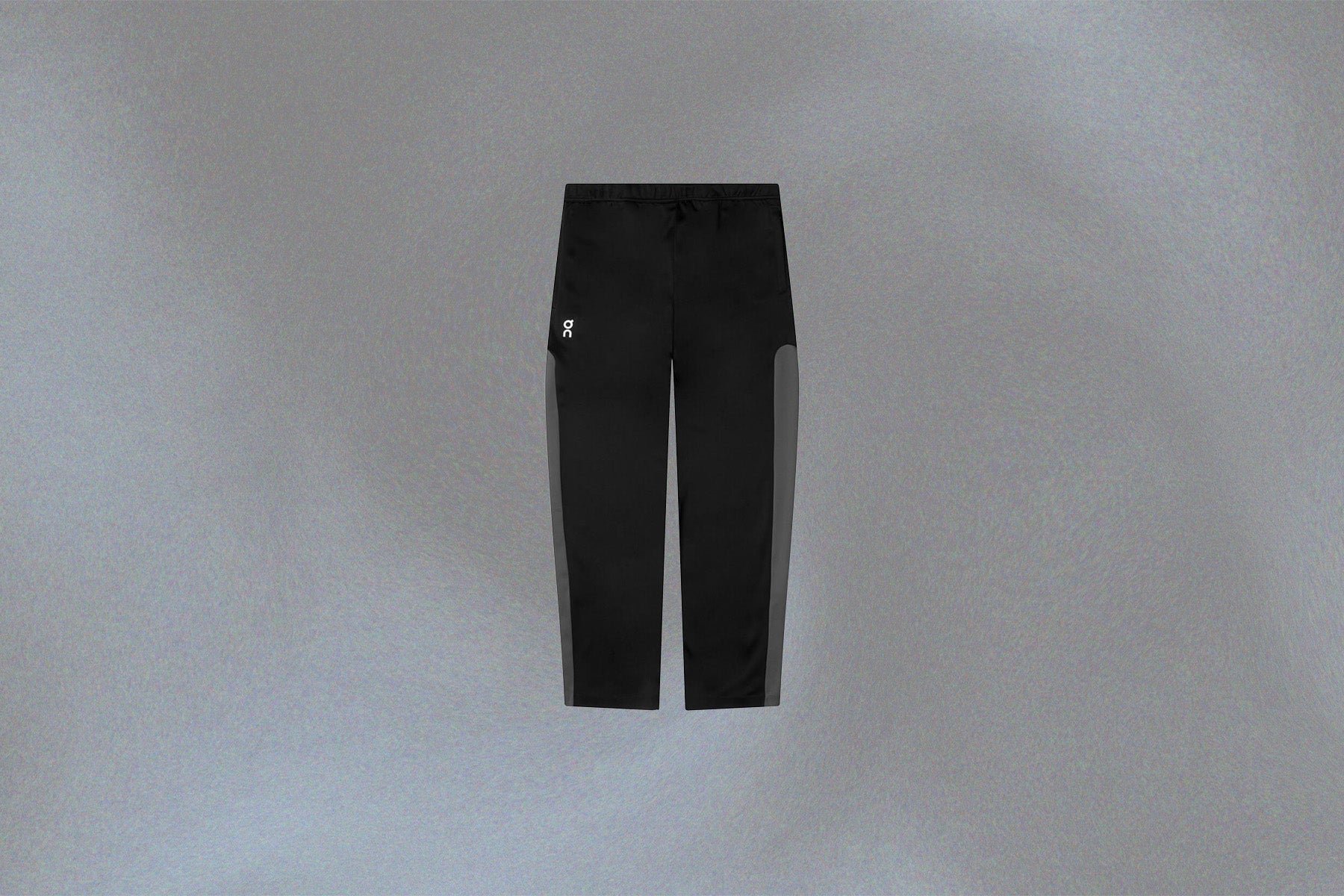 On x IKON Track Pants - Black/Eclipse – Feature
