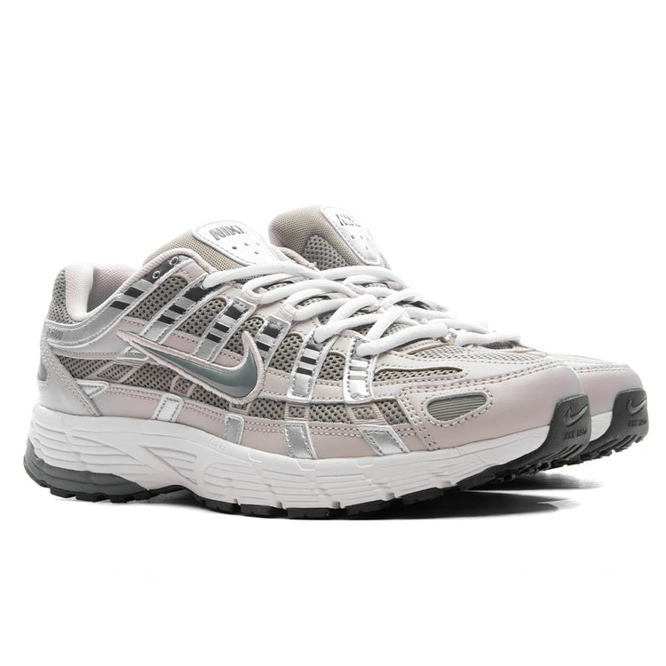 Nike Athletic Shoes in Cream and Gray Nike Women main image 3