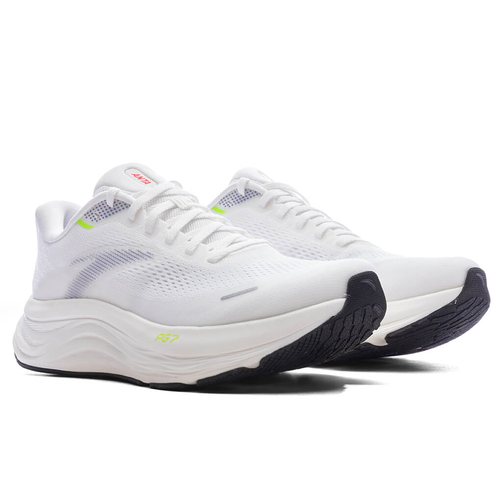 PG7 - White/Blue – Feature
