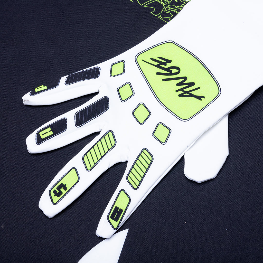 PUMA × ASAP ROCKY MOTO TIRE GLOVE L/S T Puma x A$AP Rocky Tire L/S Glove - White – Feature