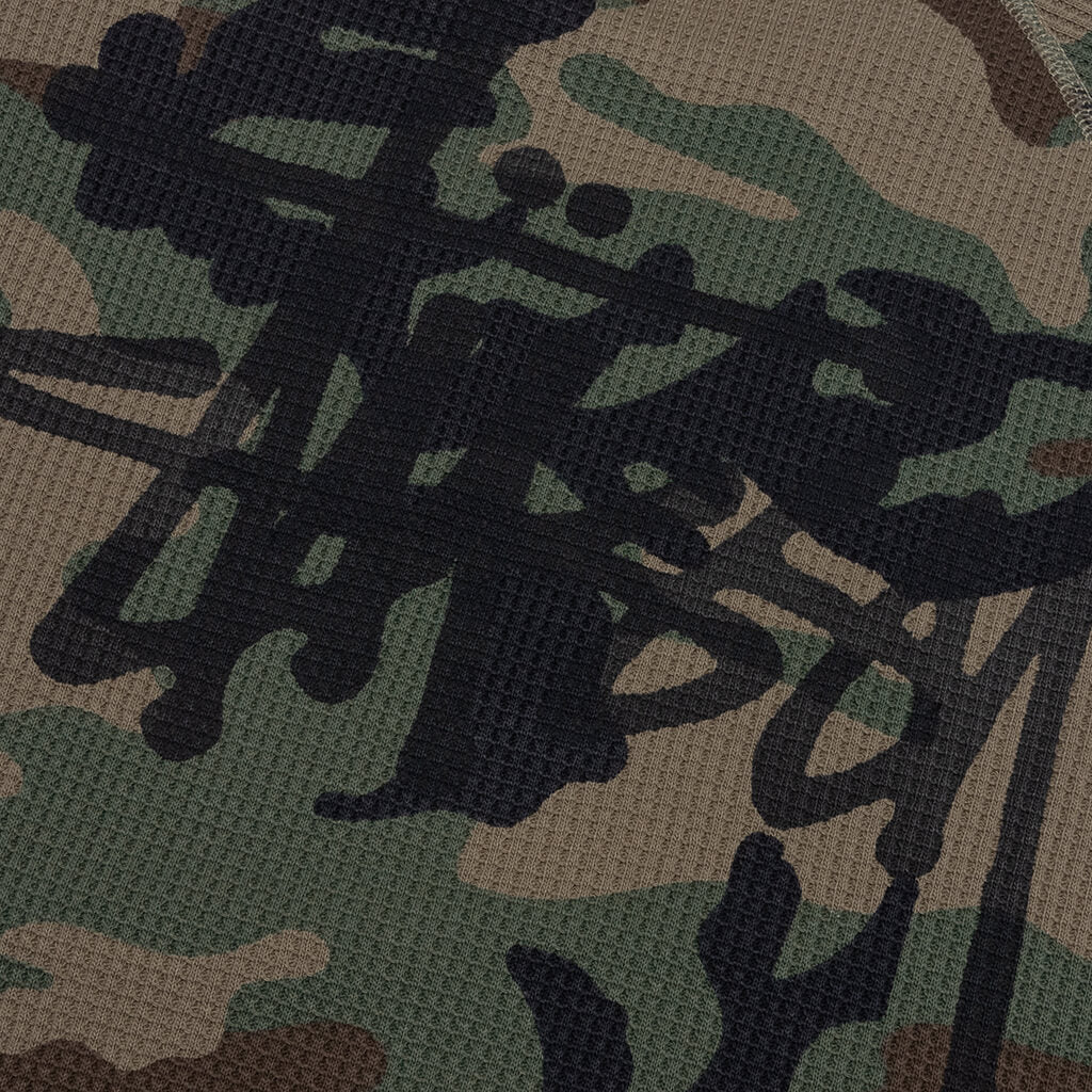 BASIC STÜSSY THERMAL WOODLAND CAMO XL 𝗕𝗔𝗦𝗜𝗖 𝗦𝗧𝗨̈𝗦𝗦𝗬 𝗧𝗛𝗘𝗥𝗠𝗔𝗟 ▪️Color: Woodland Camo
