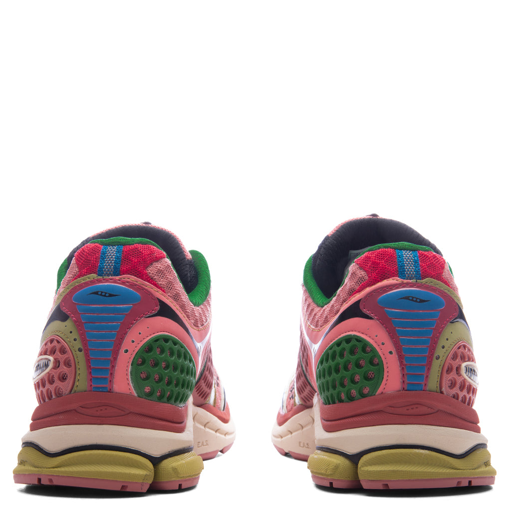 Saucony x Jae Tips Progrid Triumph 4 'Virginia Creeper' - Peach