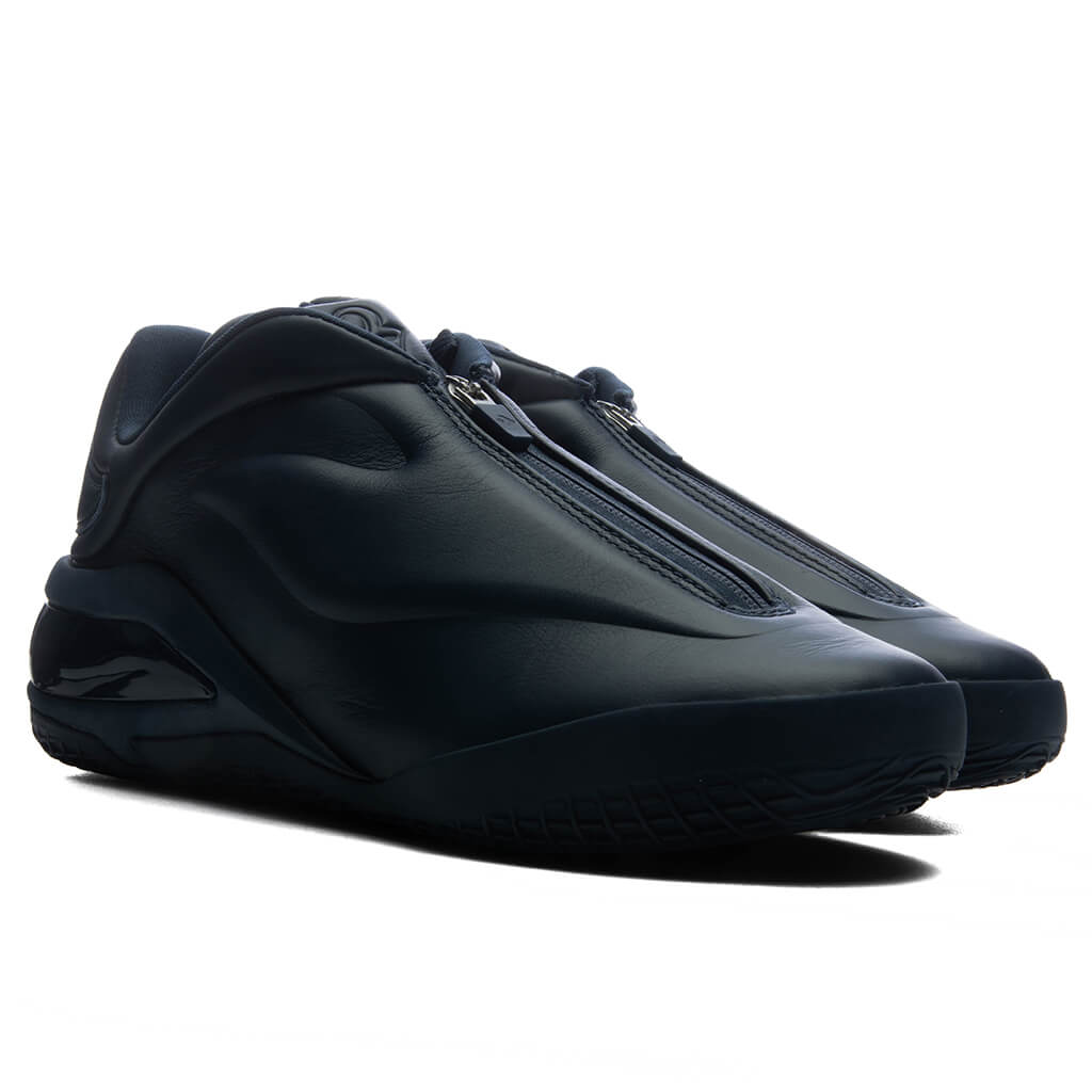 Shai 001 'Ink' - Navy/Into Void/Navy – Feature