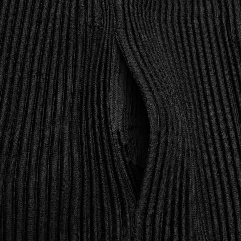 Tailored Pleats 2 - Black – Feature