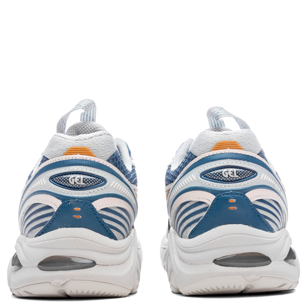 UB8-S GT-2160-Azure/Pure Gold – Feature UB8-S GT-2160-Azure/Pure Gold – Feature