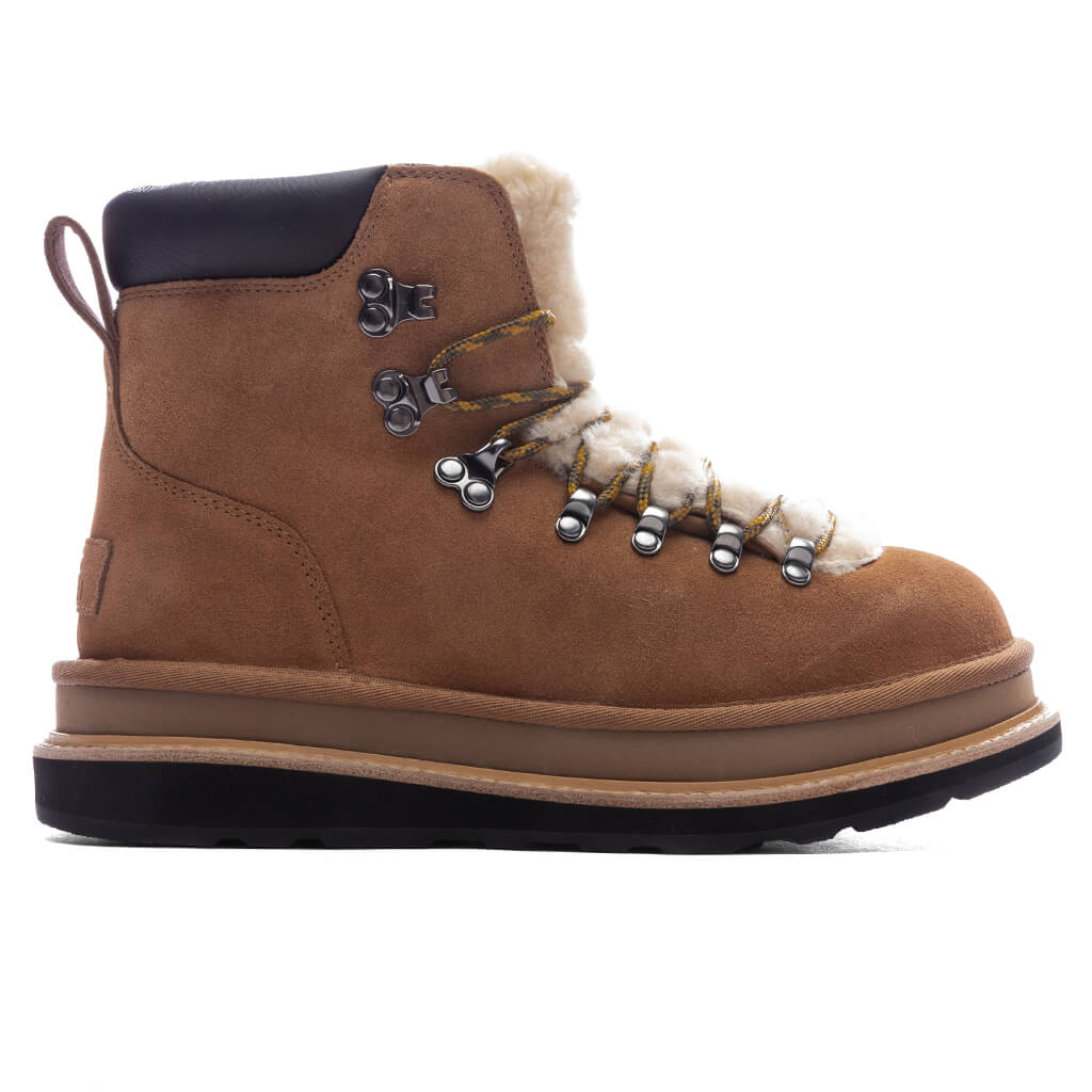 sacai × UGG Hiker Lace-up Boots camel 43 UGG x Sacai Women's Hiker - Chestnut – Feature