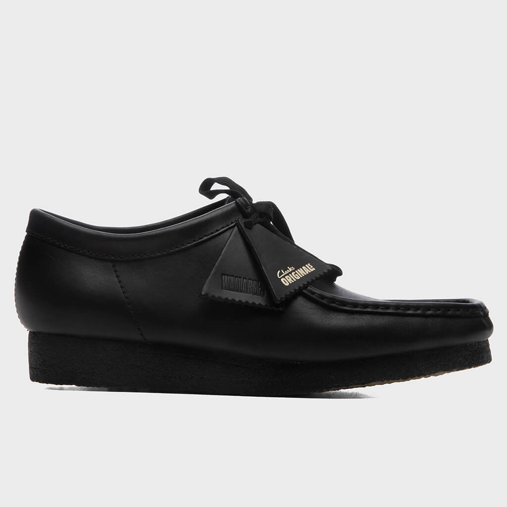 Wallabee - Black Suede – Feature