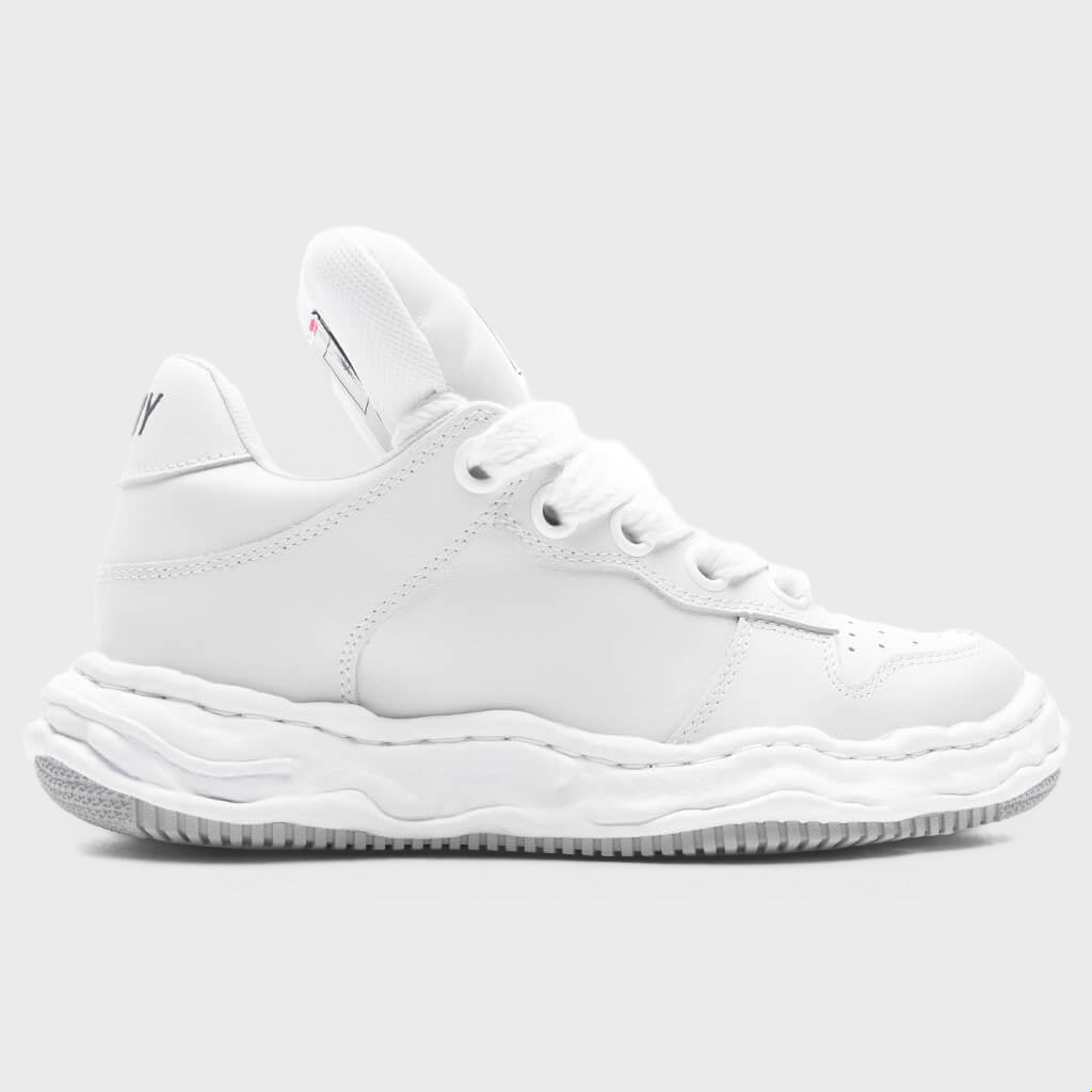 Wayne Low Top Sneakers - White