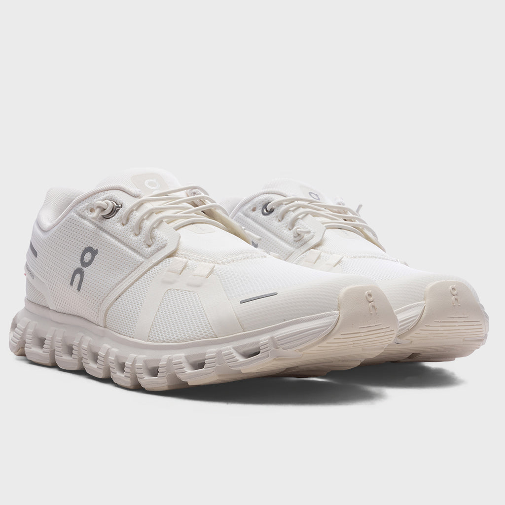 Women's Cloud 6 - White – Feature