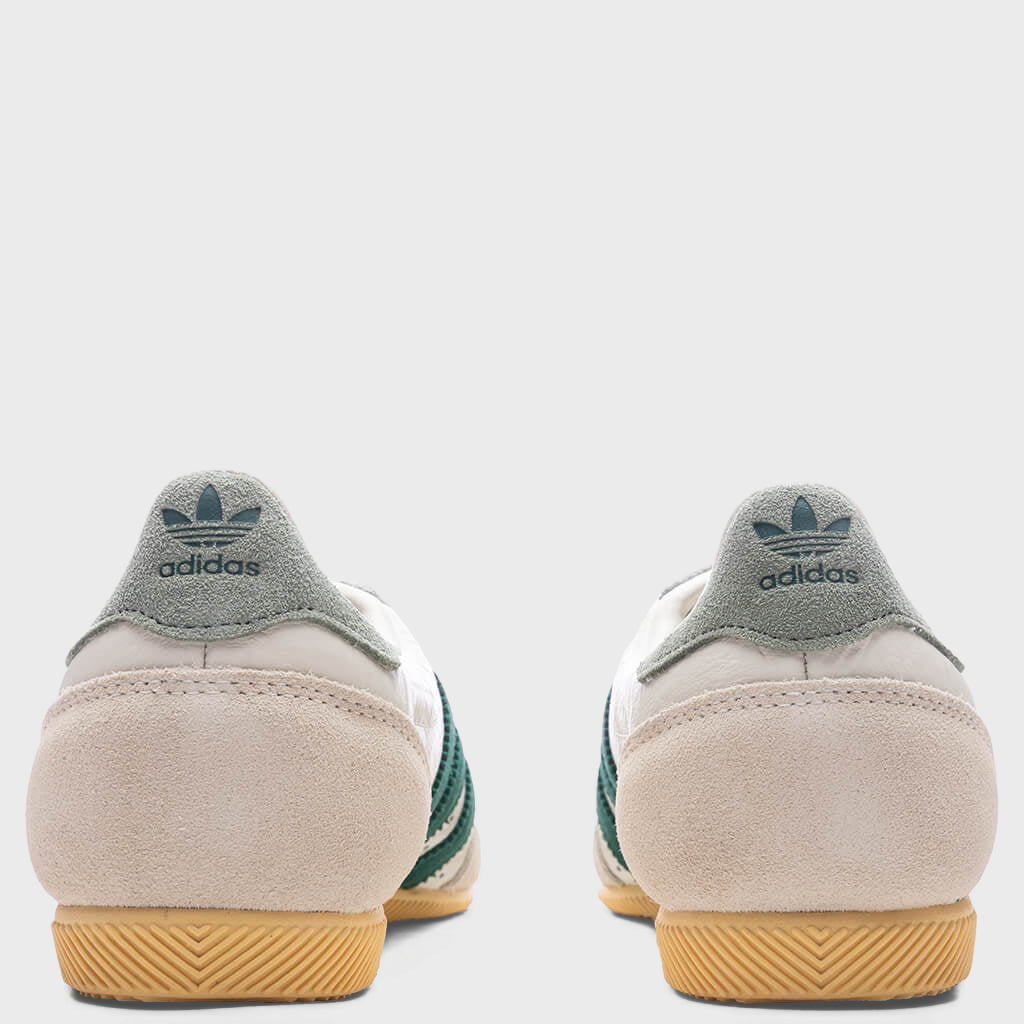 Women's Japan - Off White/Collegiate Green/Orange Tint – Feature