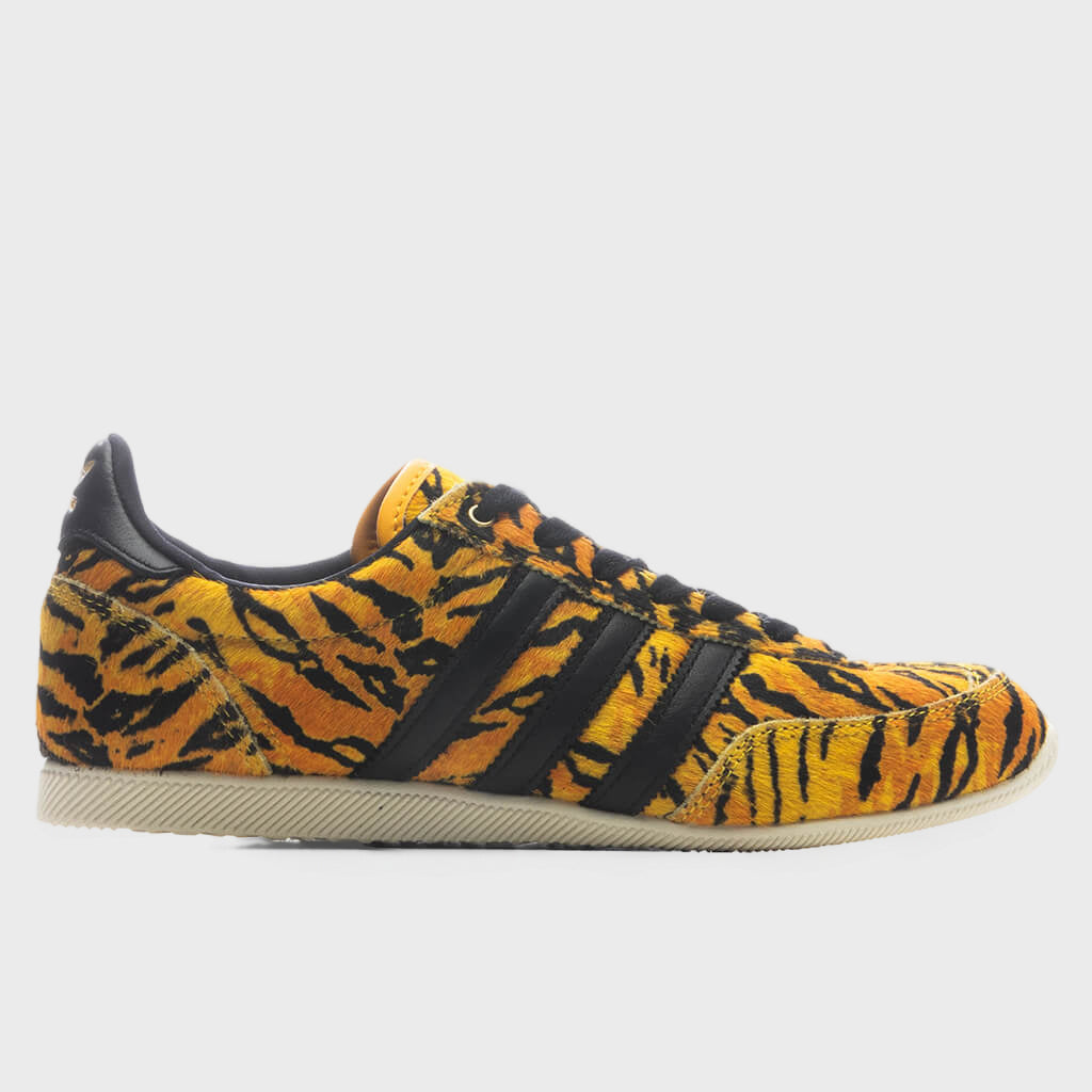Women's Japan - Yellow/Core Black/Crew Yellow