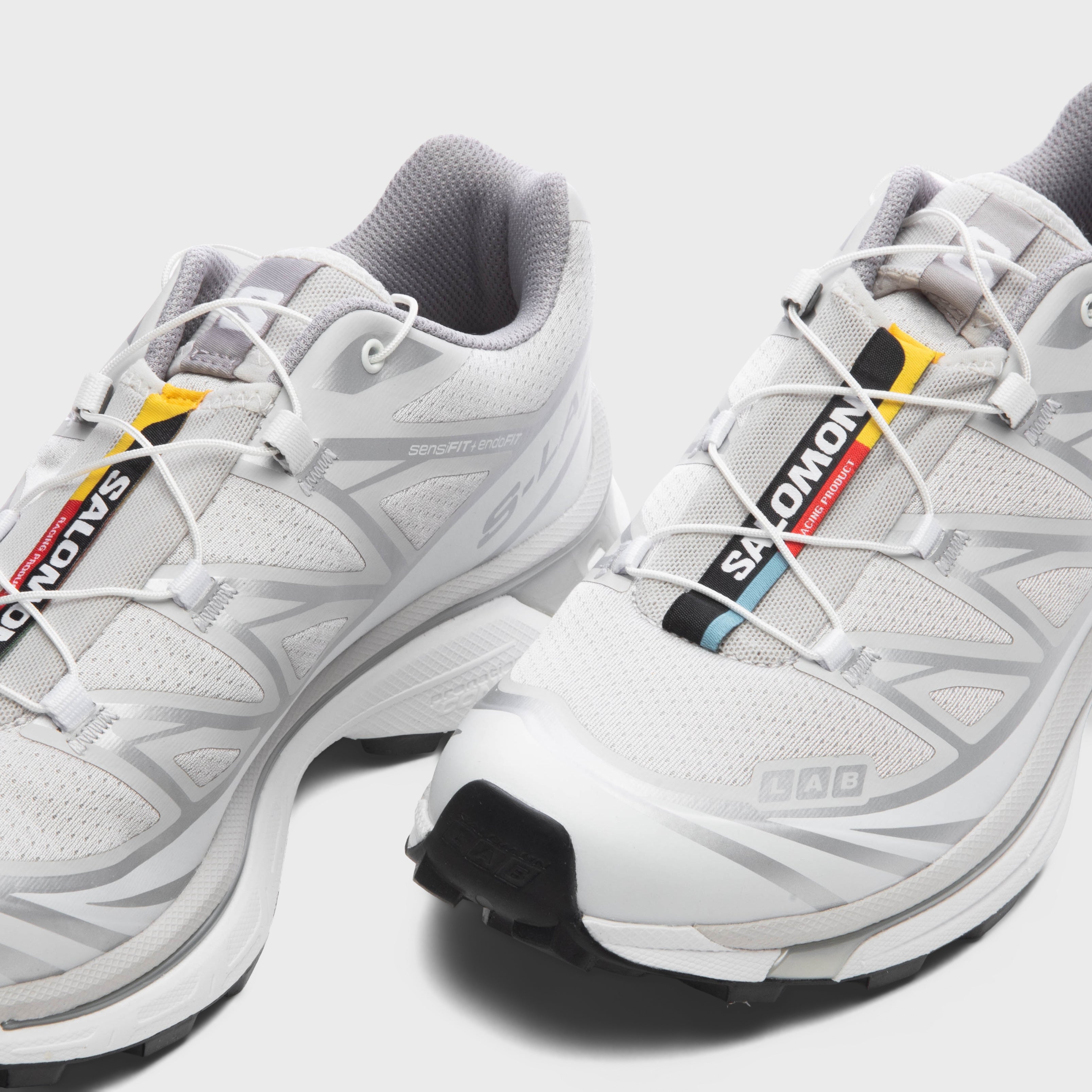 XT-6 - Lunar Rock/Footwear Silver/White – Feature