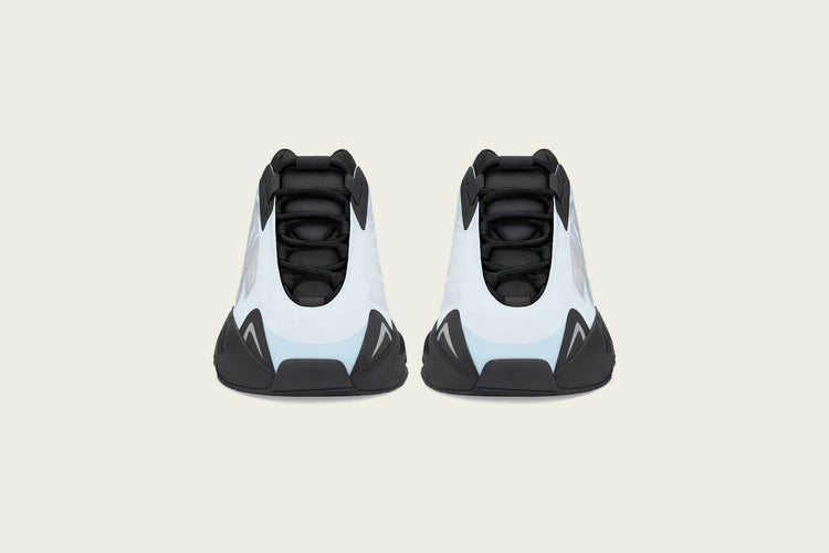 Yeezy 700 MNVN