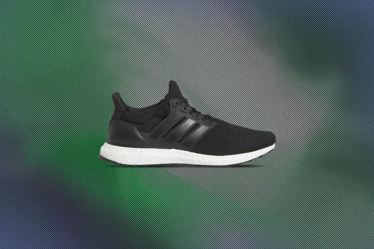 Ultraboost 1.0 Shoes Sizes: 7M/8W Unisex Core Black / Core Black / Beam Green MENS ADIDAS ULTRABOOST 1.0 (CORE BLACK / CORE BLACK / BEAM  main image 2