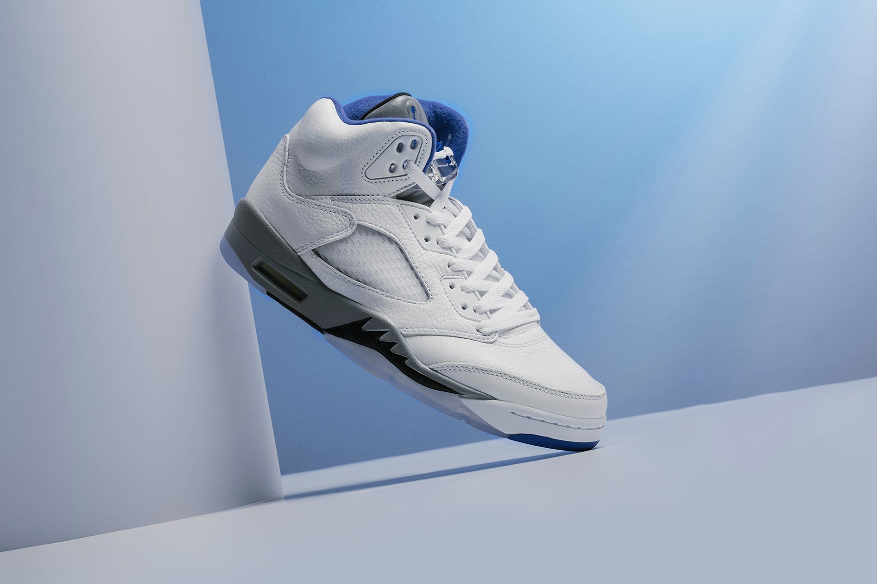 Nike Air Jordan 5 Retro White Stealth online Sneakers (2021) (TD)