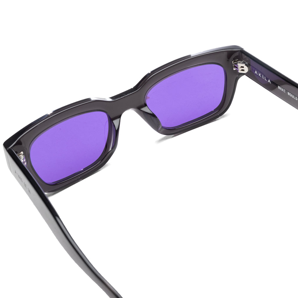 Akila-Zed---Onyx-Grape-1925-02