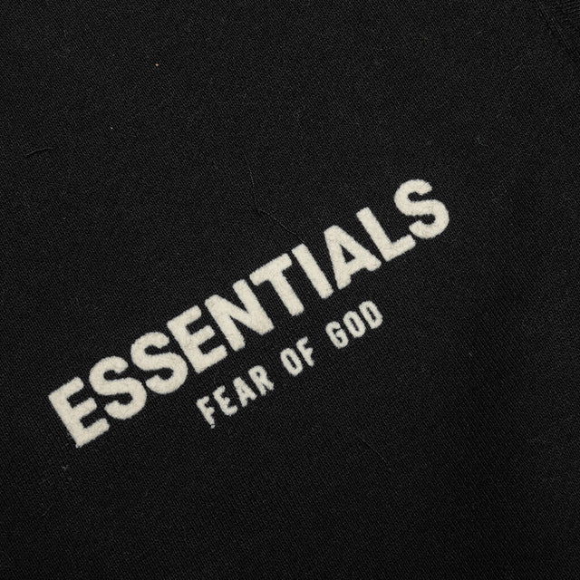 Essentials Kid's Core Crewneck - Stretch Limo – Feature