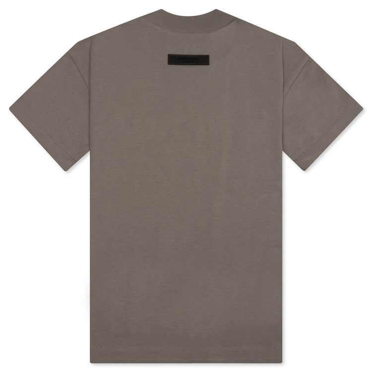 Essentials Kid's Tee - Desert Taupe – Feature