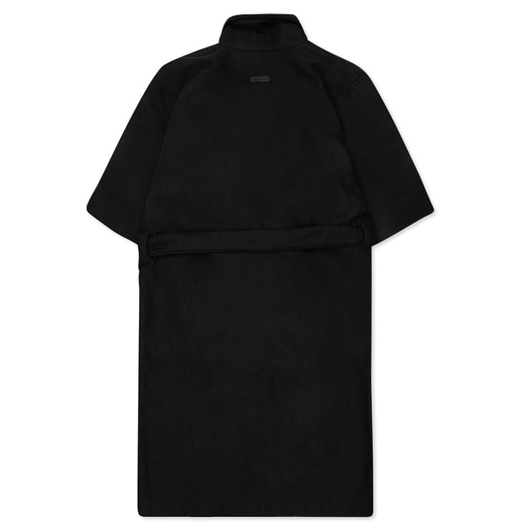 Robe - Black – Feature