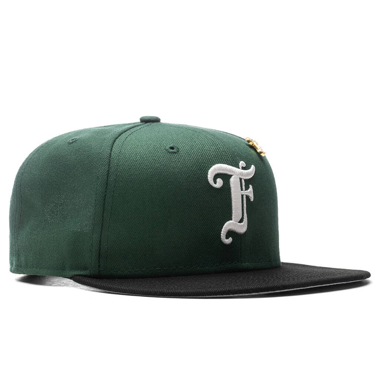 Feature x New Era Old English F Snapback - Cilantro/Black
