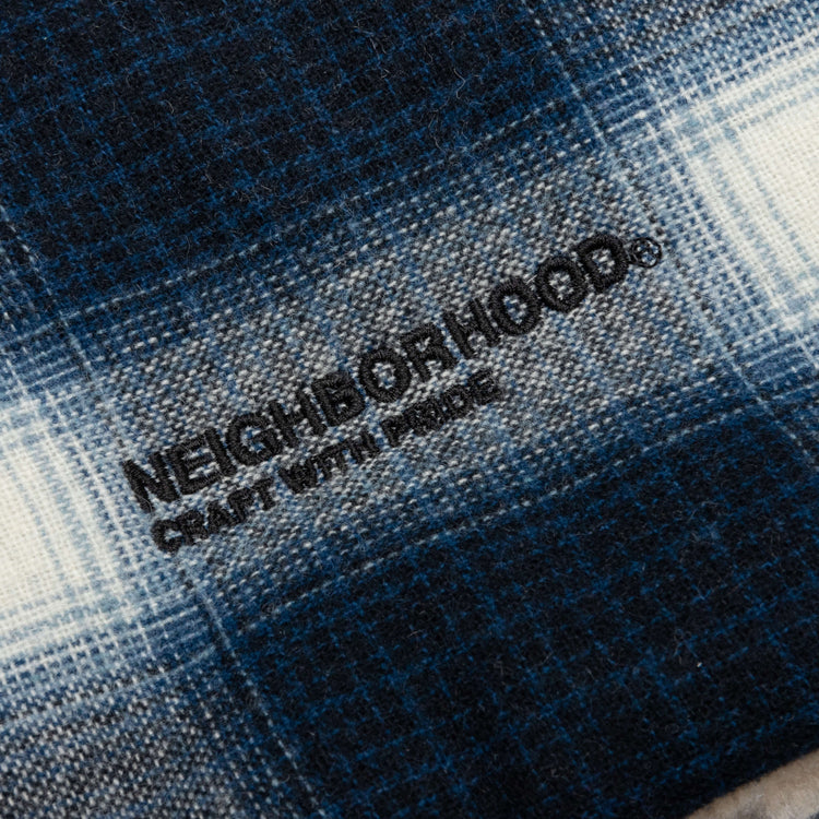 Pendleton .WO Check BOA Muffler - Navy – Feature