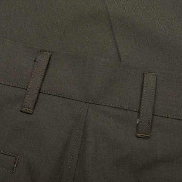 Tuck Pants - Olive Drab – Feature