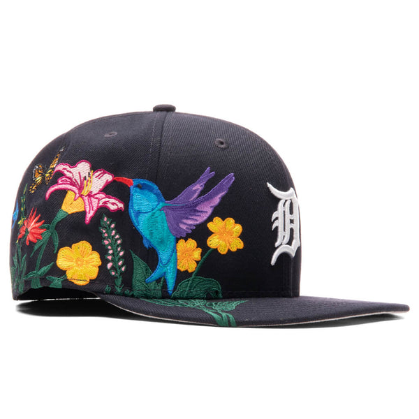 New Era, Detroit Tigers Side Patch Bloom 59FIFTY Fitted Hat 7 5/8 / Blue