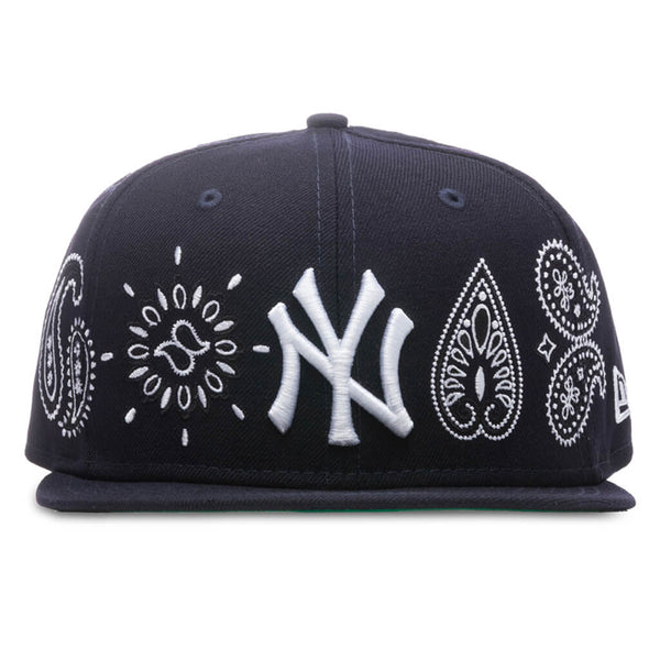 Men's New York Yankees New Era Black Paisley Elements 59FIFTY Fitted Hat