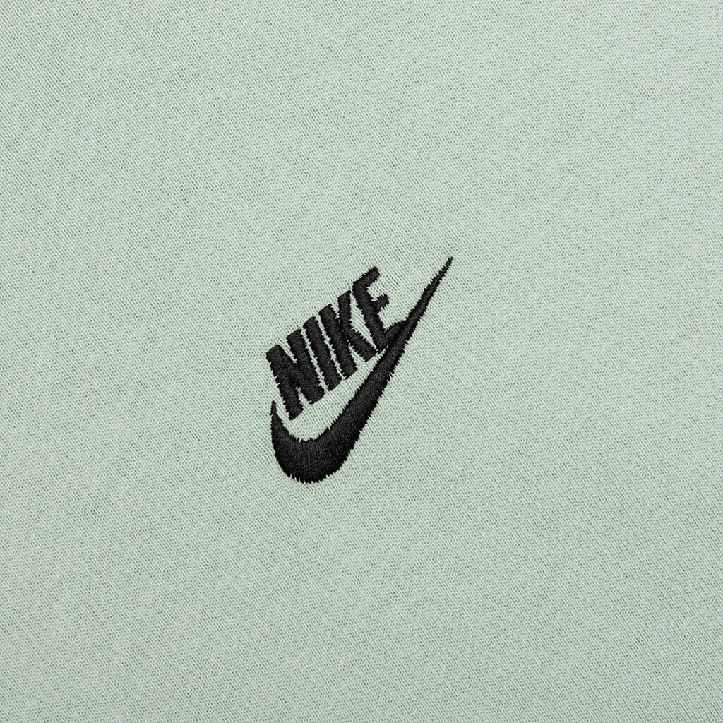 Feature