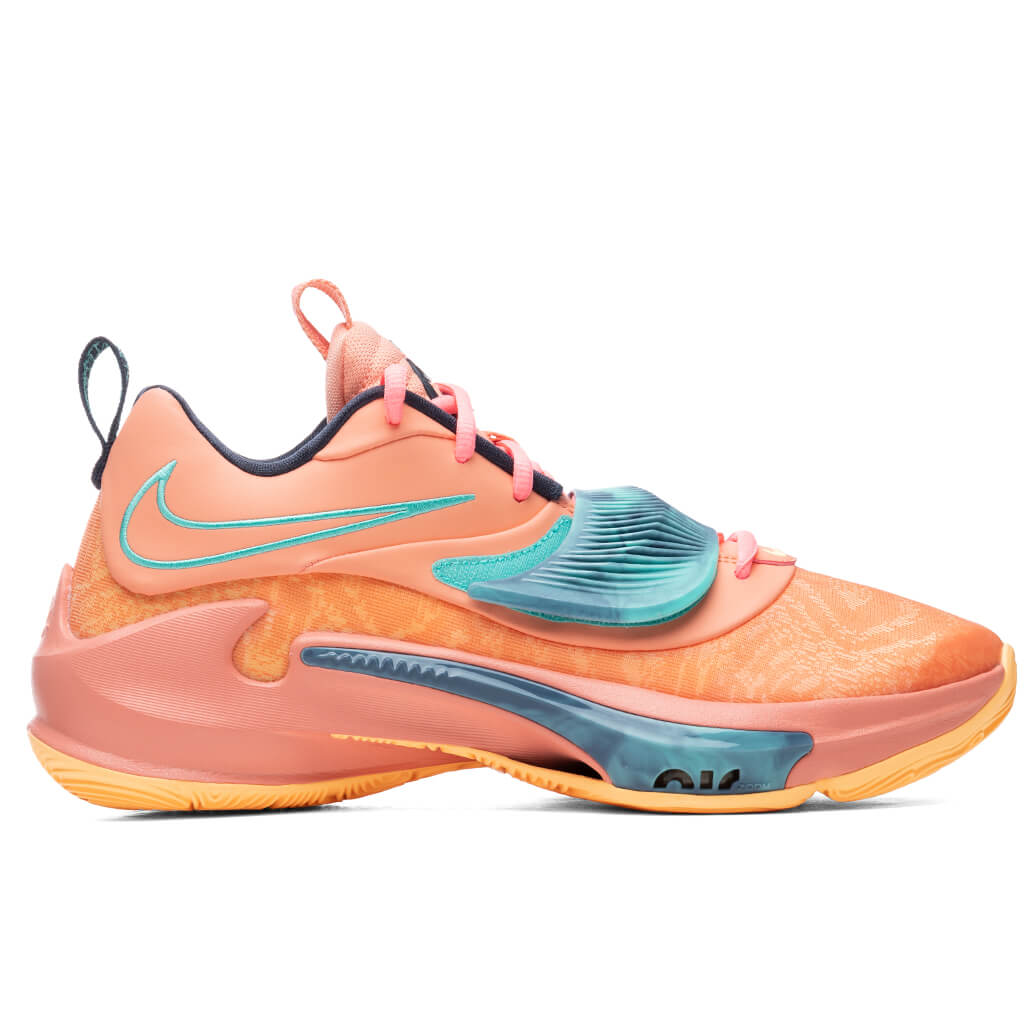 Zoom Freak 3 - Crimson Bliss/Thunder Blue/Dynamic Turq â Feature