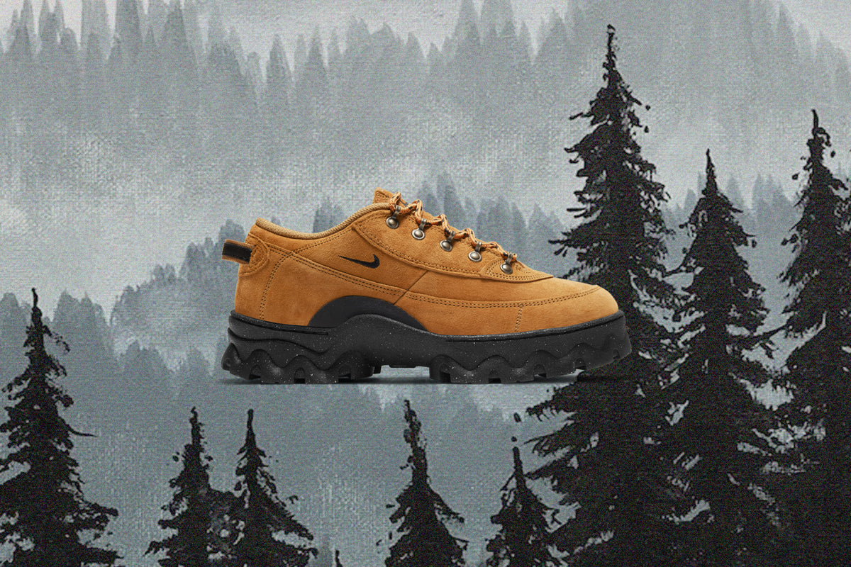 NikeWomensLaharLow- 