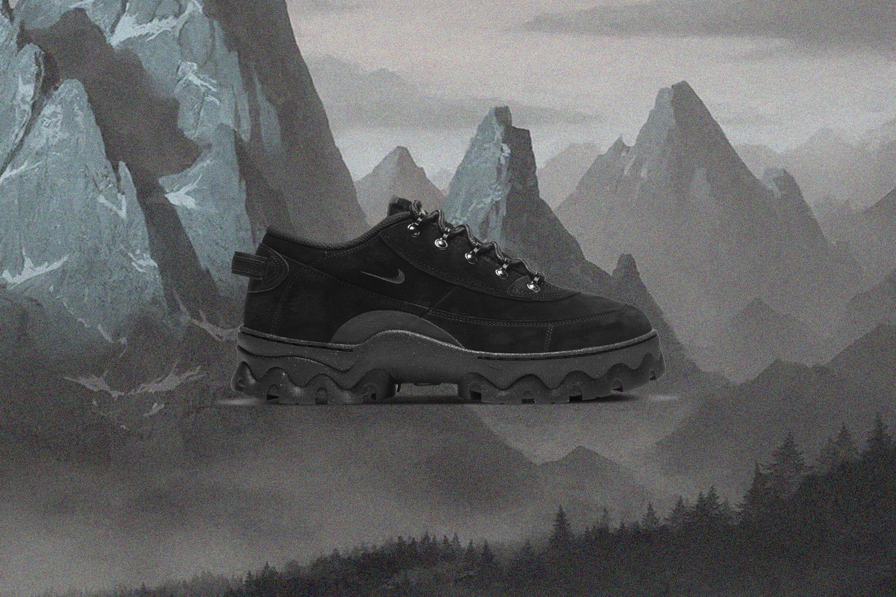 Nike Women's Lahar Low - Black and Dark Smoke Grey Sneakers – Feature