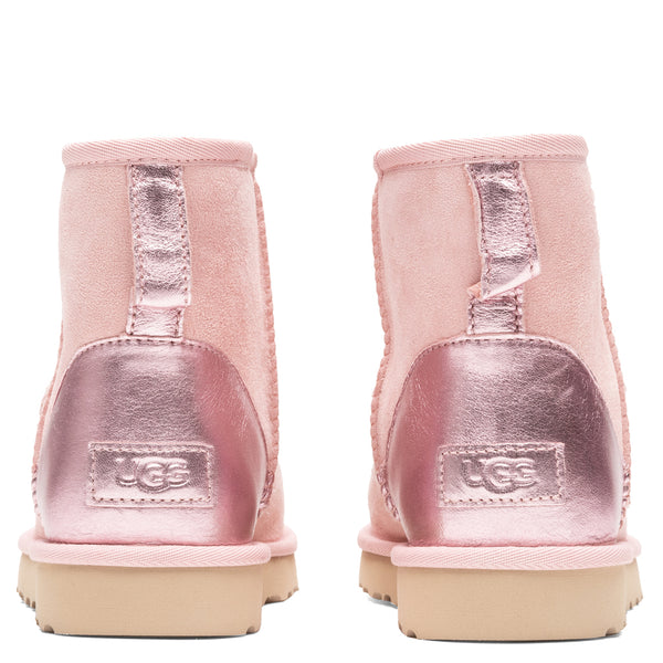 Pink hotsell metallic uggs