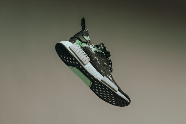 NMD_R1 PK 'Green Marble' - Black/White/Green â Feature