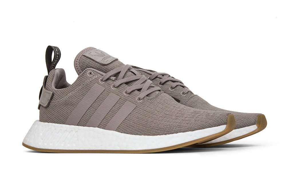 NMD_R2 - Vapor Grey/Branch – Feature