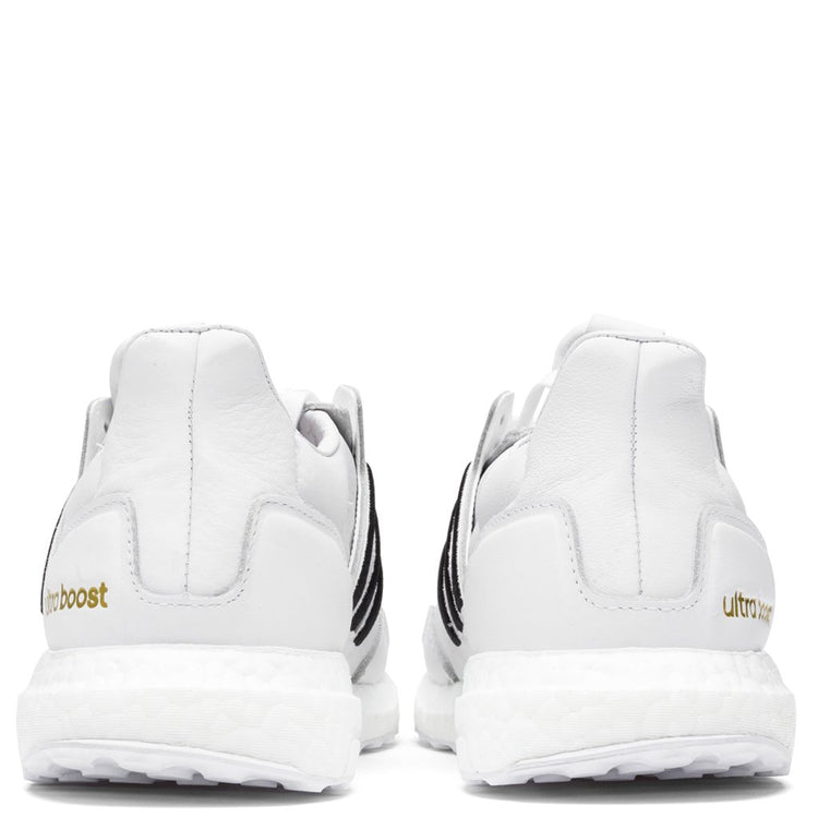 Ultraboost DNA Leather