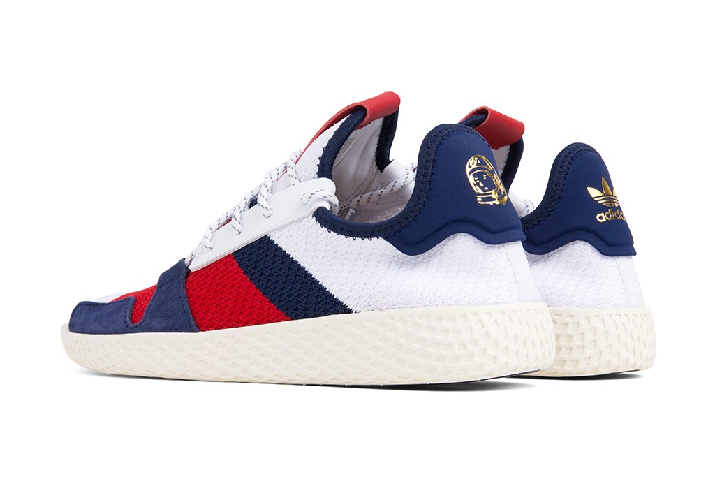 Originals x Pharrell Williams BBC HU V2 - White/Scarlet/Dark Blue â Feature