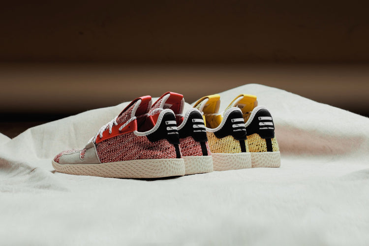 adidas tennis hu v2 pharrell off white