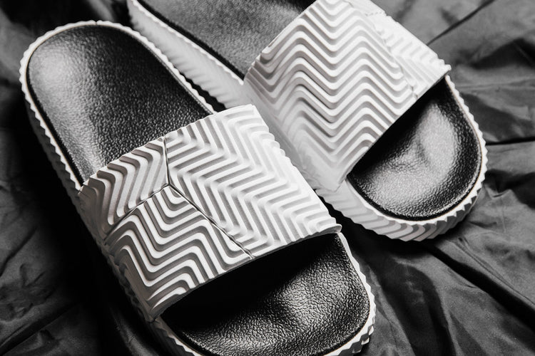 ADIDAS Alexander Wang x AW Adilette Slide Black White Brown US size 7 ADIDAS Alexander Wang x AW Adilette Slide Black White Brown  main image 4