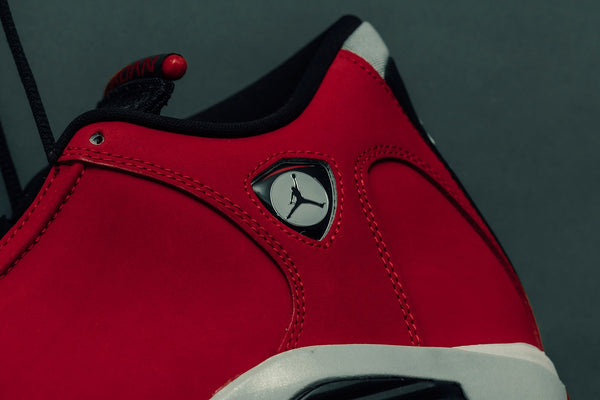 Retro 14s store red and white