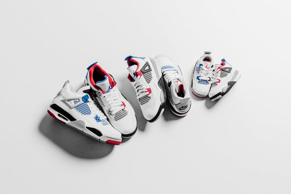 Air 4 Retro (GS) What the - White/Military Blue/Fire Red – Feature