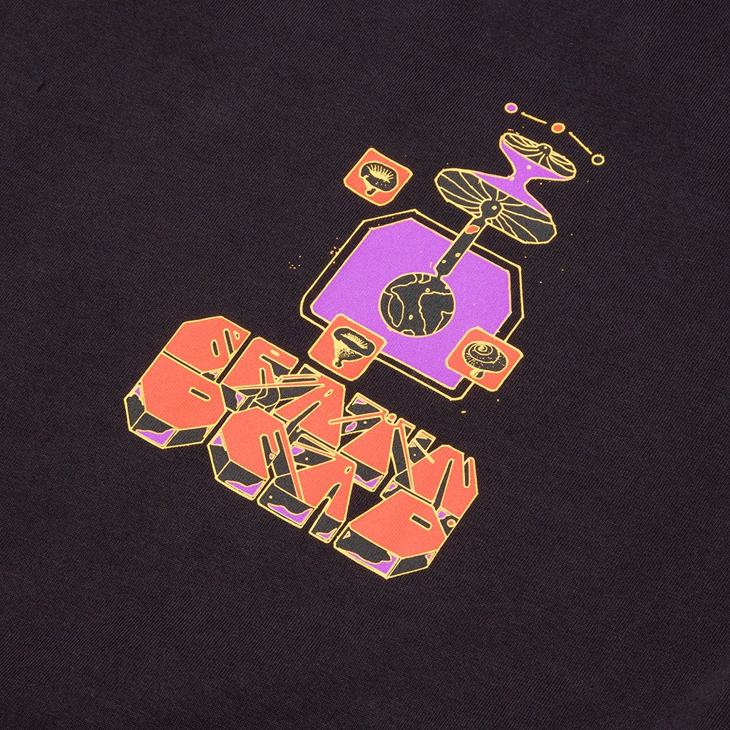 Spores S/S T-Shirt - Black – Feature